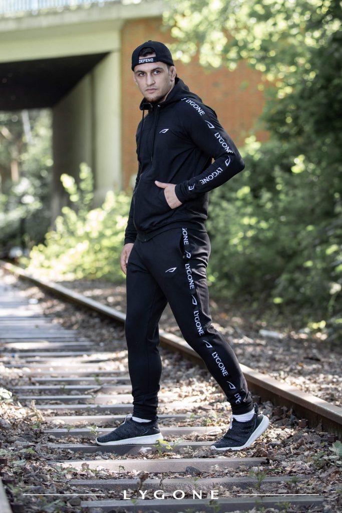 Trainingsanzug Muscle Fit Herren - LYGONE, Jogginganzug, Tracksuit, Hoodie, Hose
